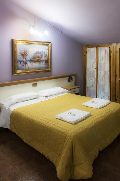 Hotel Saint Lorenz Reggio nell'Emilia Buitenkant foto