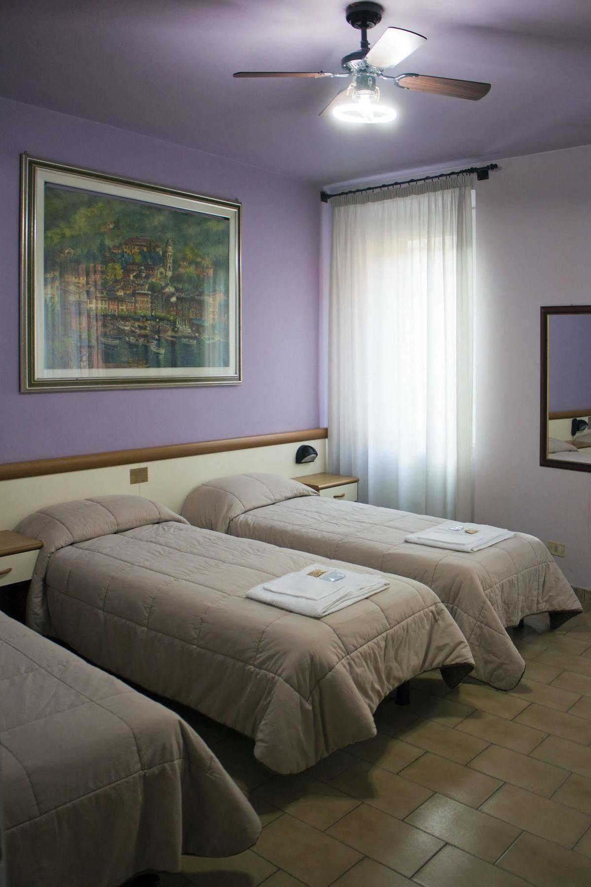 Hotel Saint Lorenz Reggio nell'Emilia Buitenkant foto